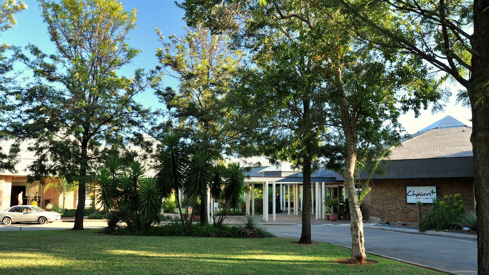 Cresta Lodge גאבורון מראה חיצוני תמונה